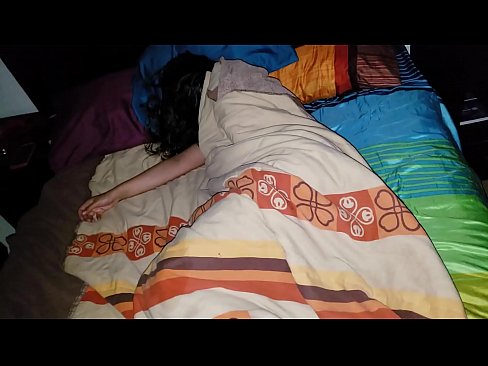 ❤️ Vicfilo kritikante sian junan duonpatrinon dum ŝi dormas. ❤❌ Rusia porno ĉe porno eo.sexvideosex.top ️❤